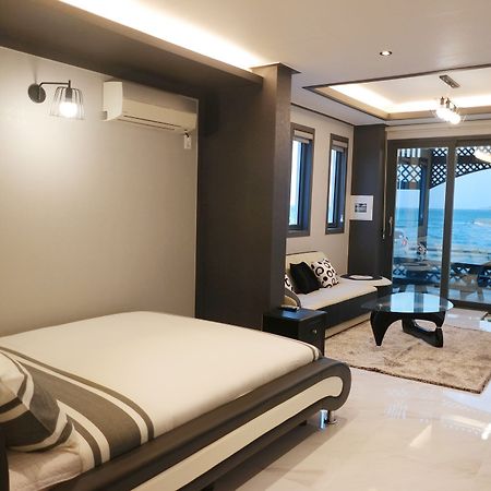 Gangneung White Beach Pension Экстерьер фото