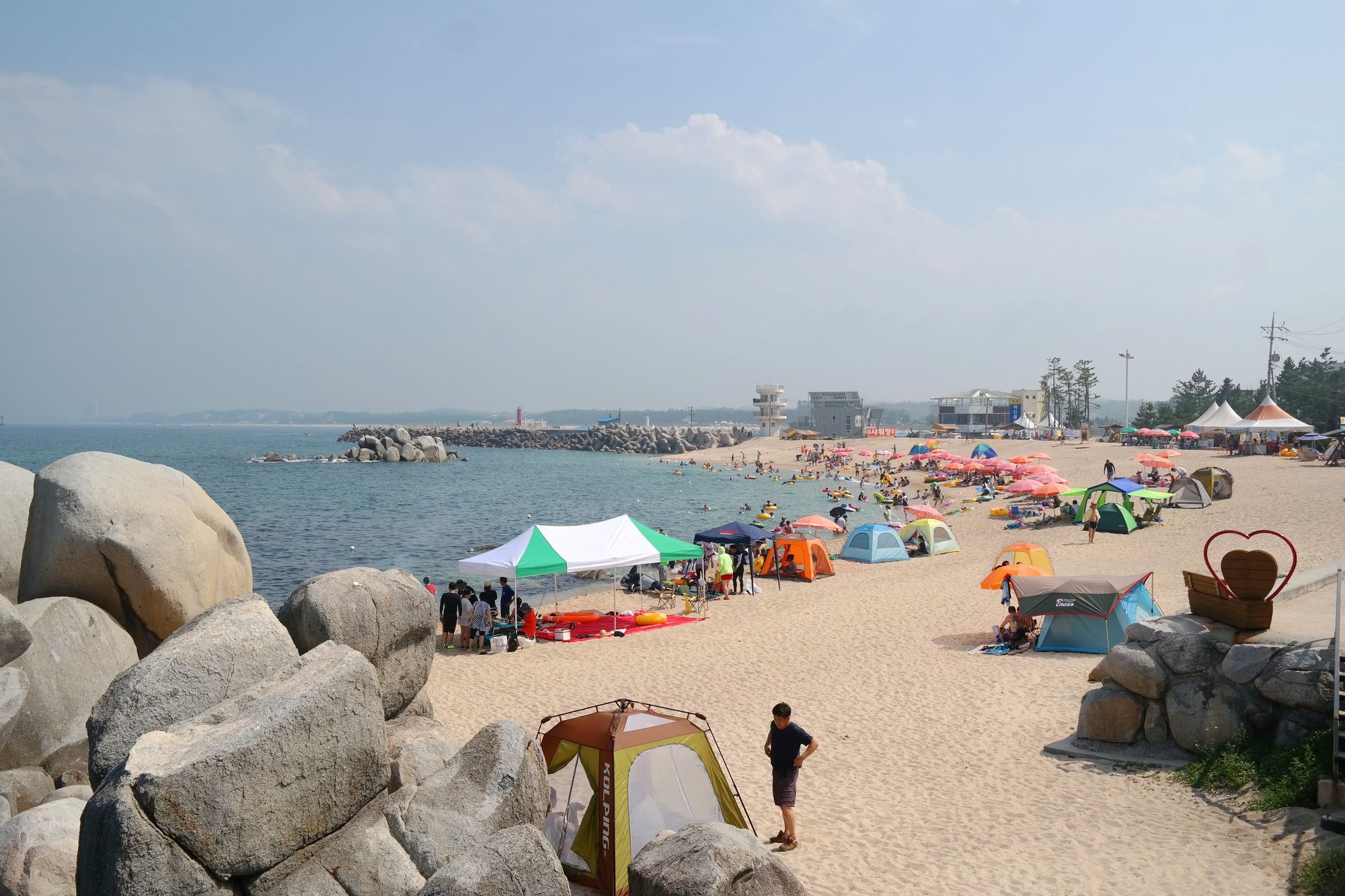 Gangneung White Beach Pension Экстерьер фото